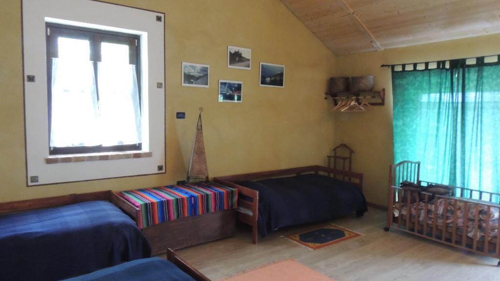 Cascina Caldera Guest House Cantarana Ngoại thất bức ảnh